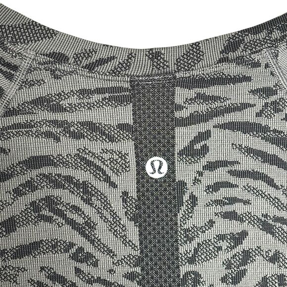Lululemon Swiftly Tech Long Sleeve Shirt 2.0 *Race *Primal Clash Black/Gull Grey - Picture 6 of 9